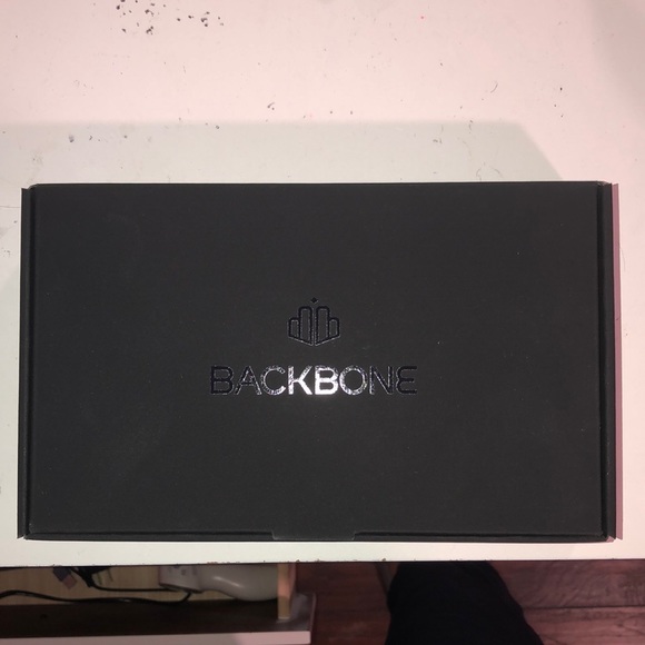 Backbone controller for iPhone user - Picture 2 of 4